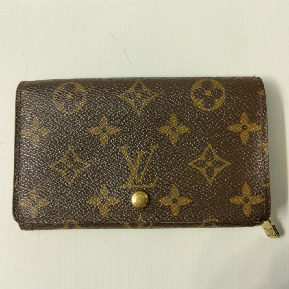💯 Authentic Louis Vuitton Brown Monogram Wallet